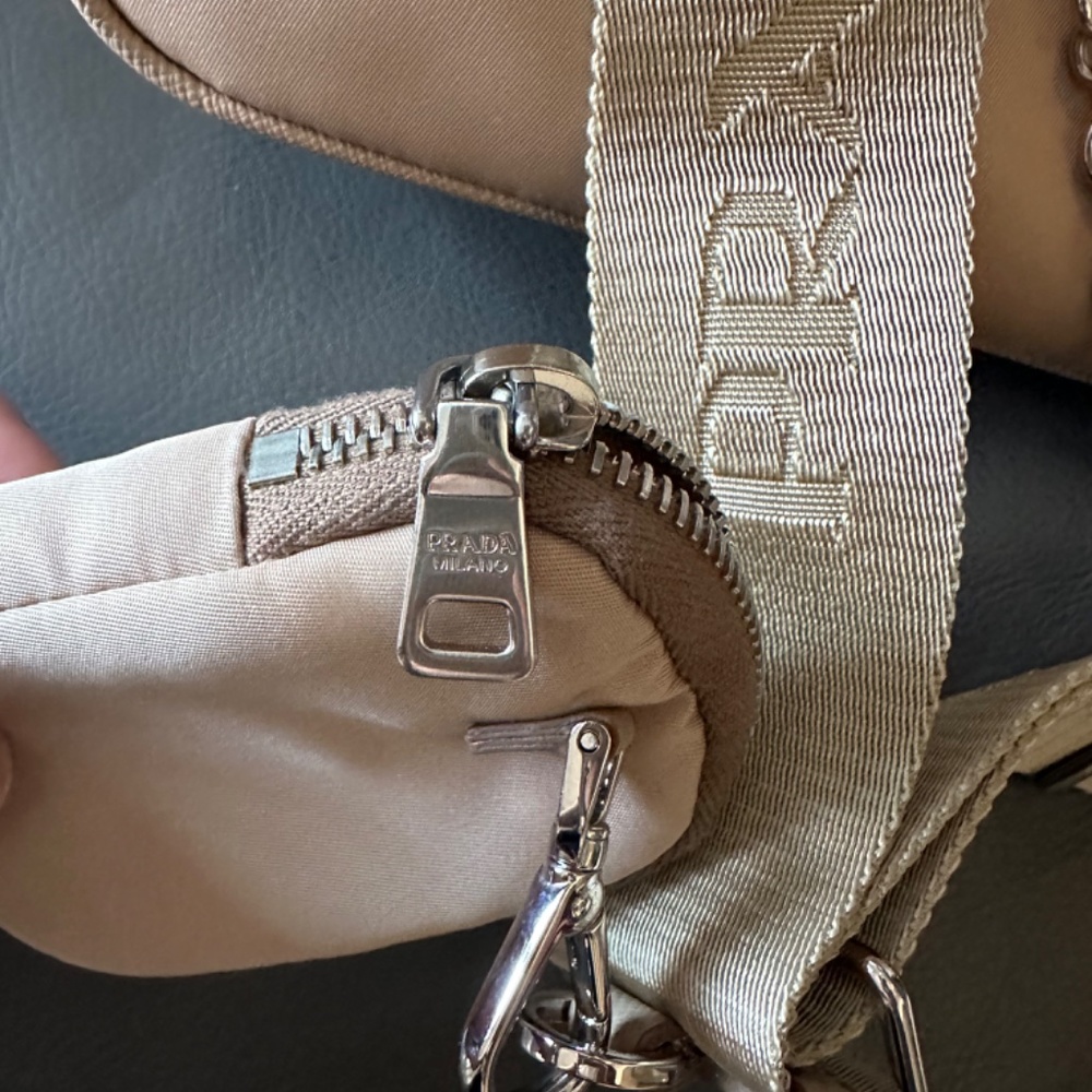 Prada Reedition 2005 - Picture 7 of 16